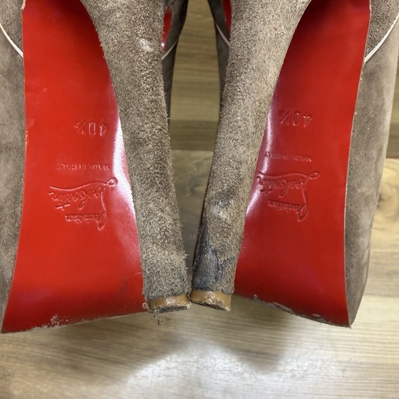 Christian Louboutin JS Suede Pumps 40.5 US 10.5 Light Brown Nude Platform - Picture 13 of 14